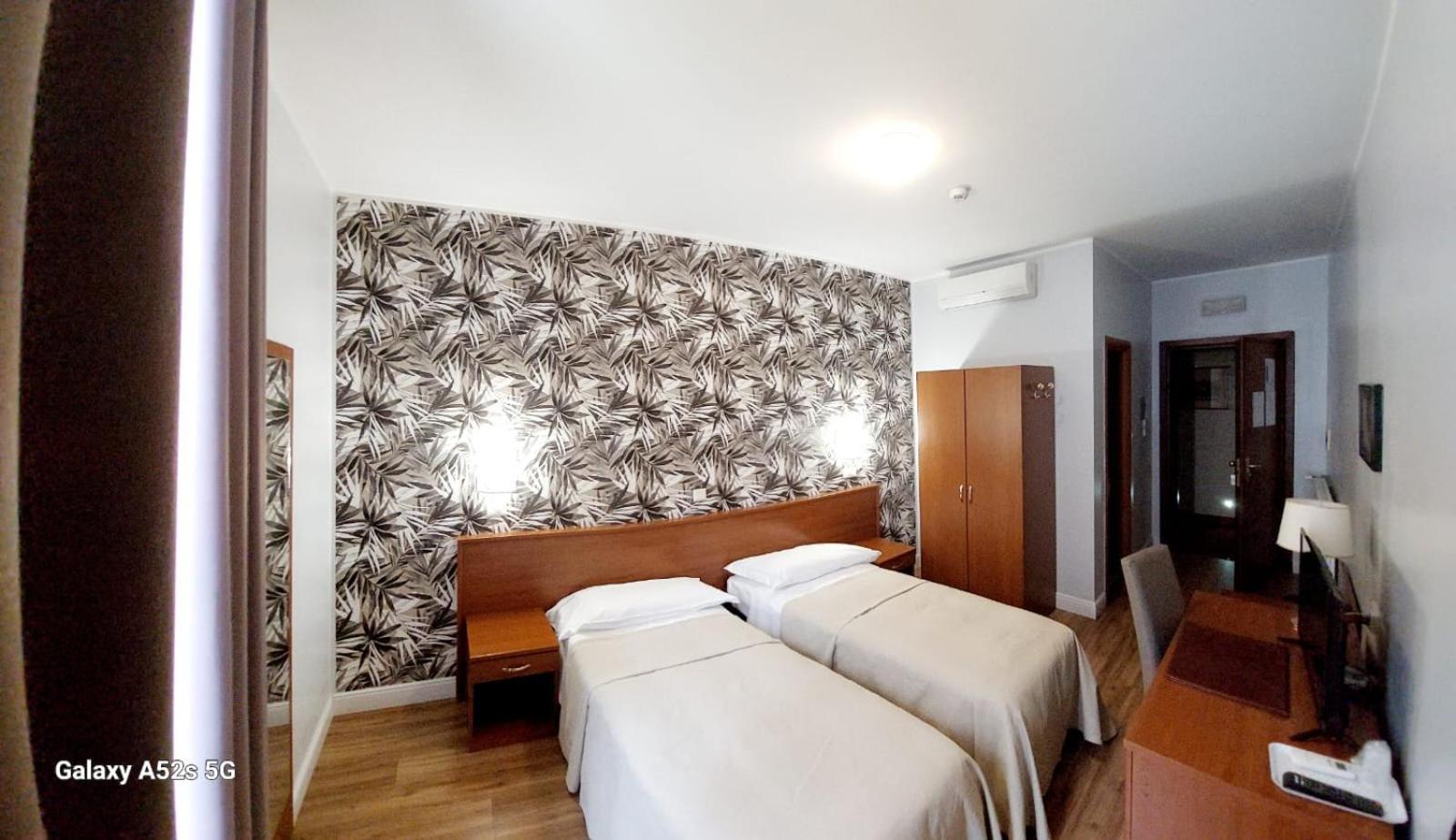 Hotel Alpi Resort ตูริน ภายนอก รูปภาพ
